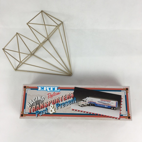 Piedmont Racing Team Transporter Limited Edition Piedmont Airlines - Picture 2 of 5